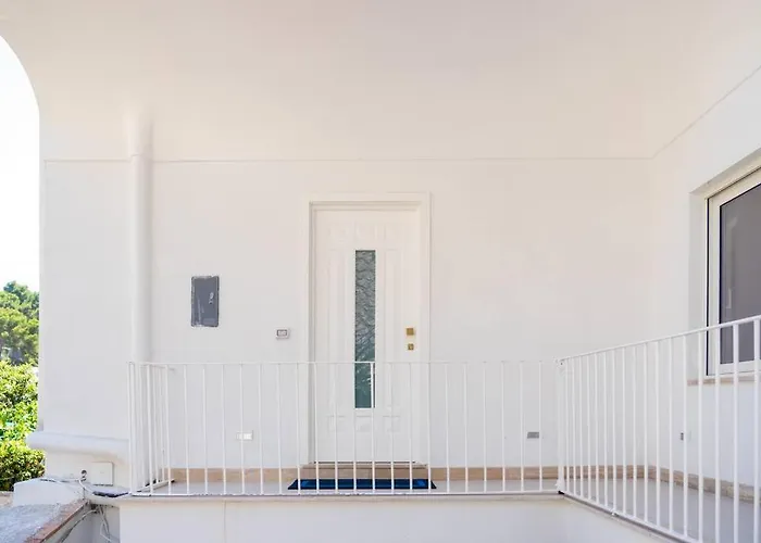 Apartment Blue Essence *