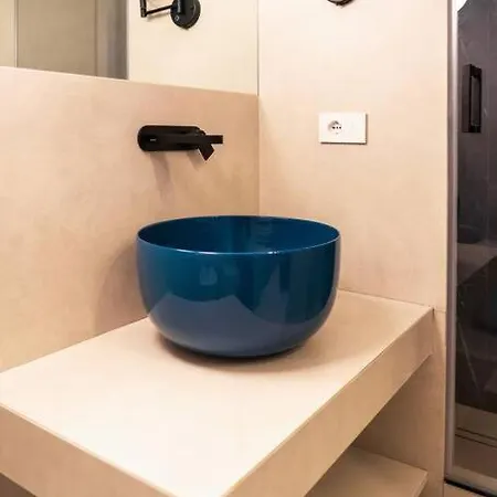 Blue Essence Apartment Capri