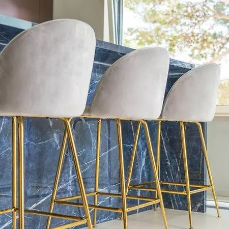 Blue Essence Апартаменты