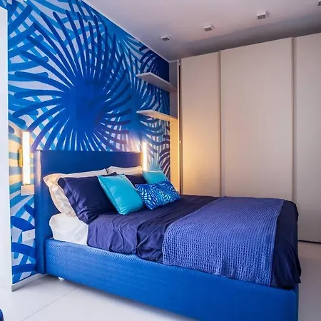 Blue Essence Apartment *