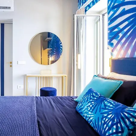 Blue Essence * Capri