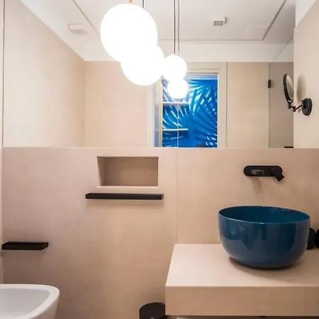 Blue Essence Apartment Capri