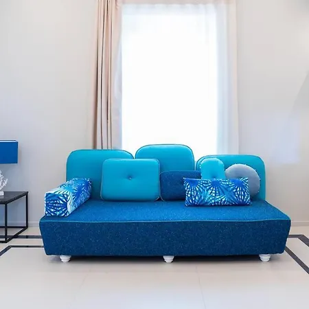 Apartment Blue Essence Capri