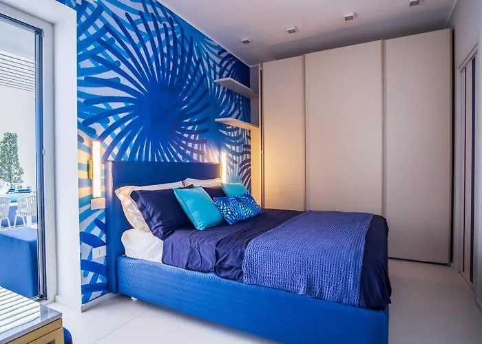 Blue Essence Apartment *