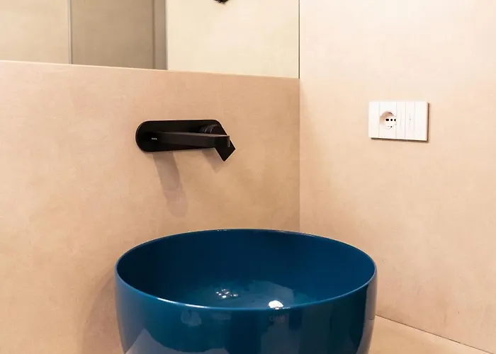 Blue Essence * Capri